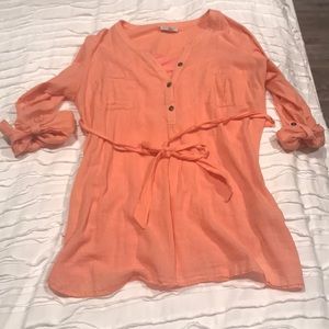 Adorable coral top